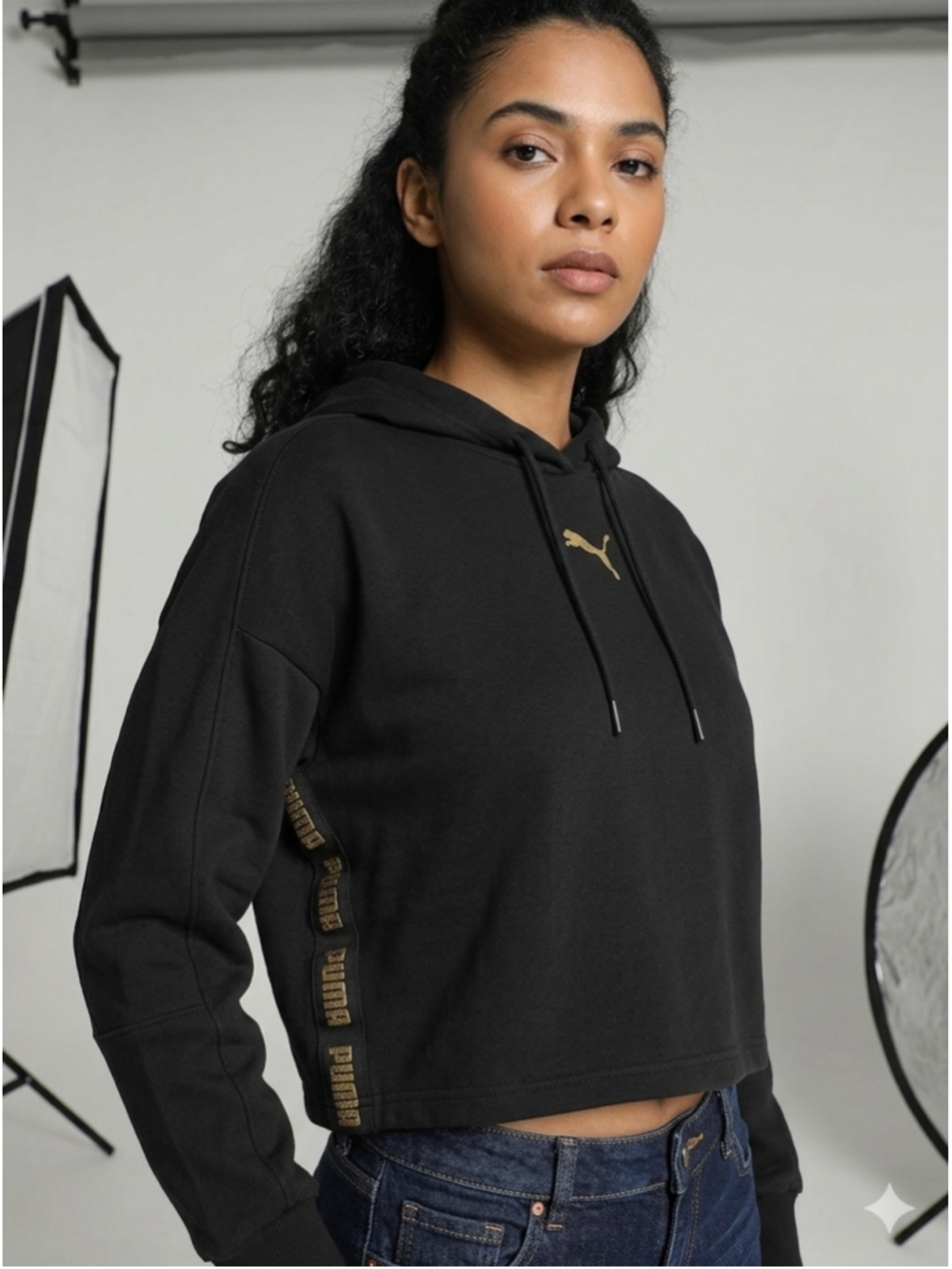 Women's Puma Black & Gold Logo Crop Hoodie Sweatshirt Size S 2084